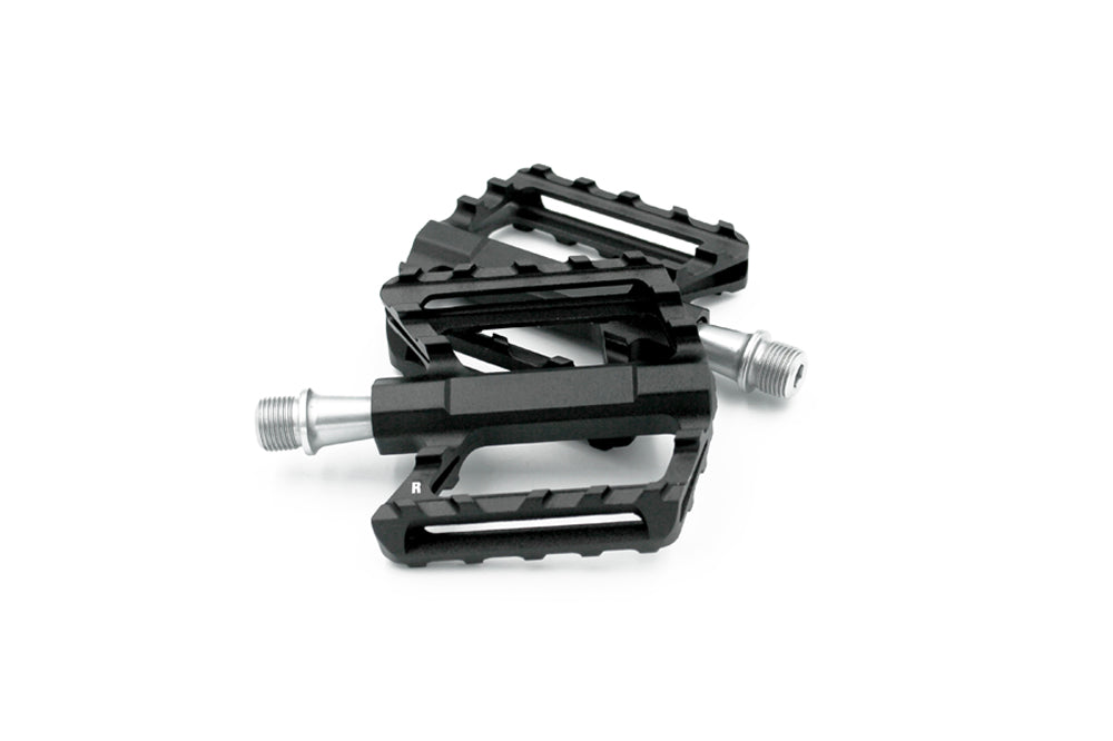 EZEGO Alloy MTB Pedals Cr-Mo Spindles